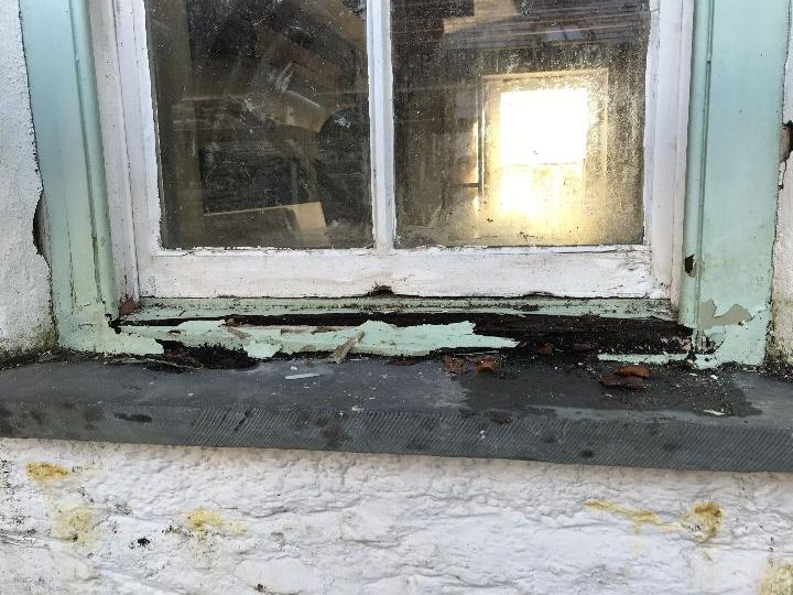 A badly rotten sash window